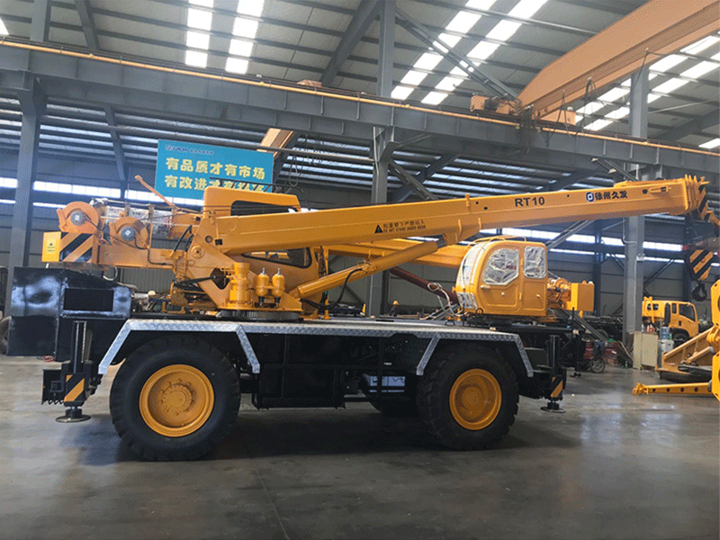 10 ton mobile rough terrain crane-1