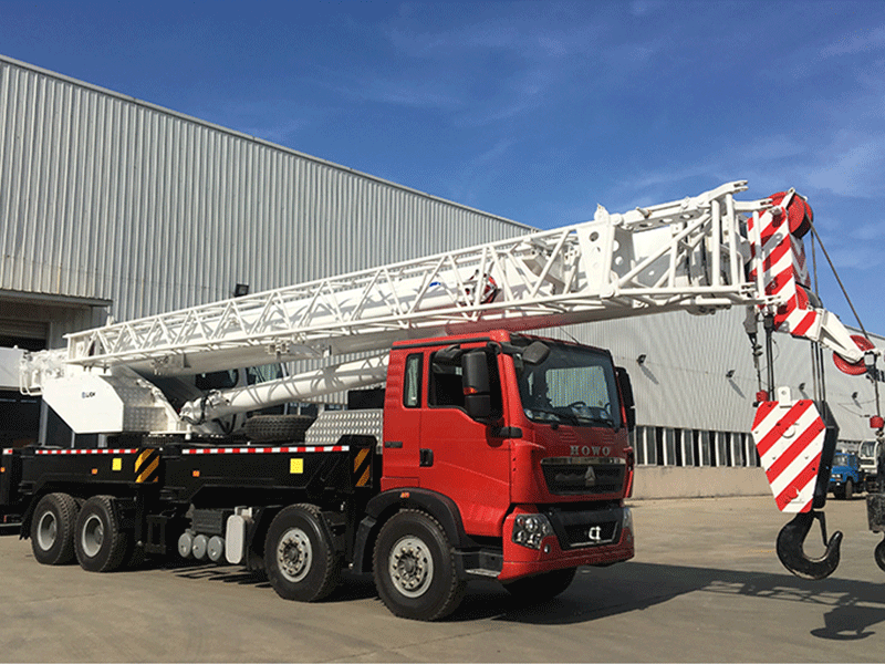 4 Section Boom 50 Ton Mobile Crane-1