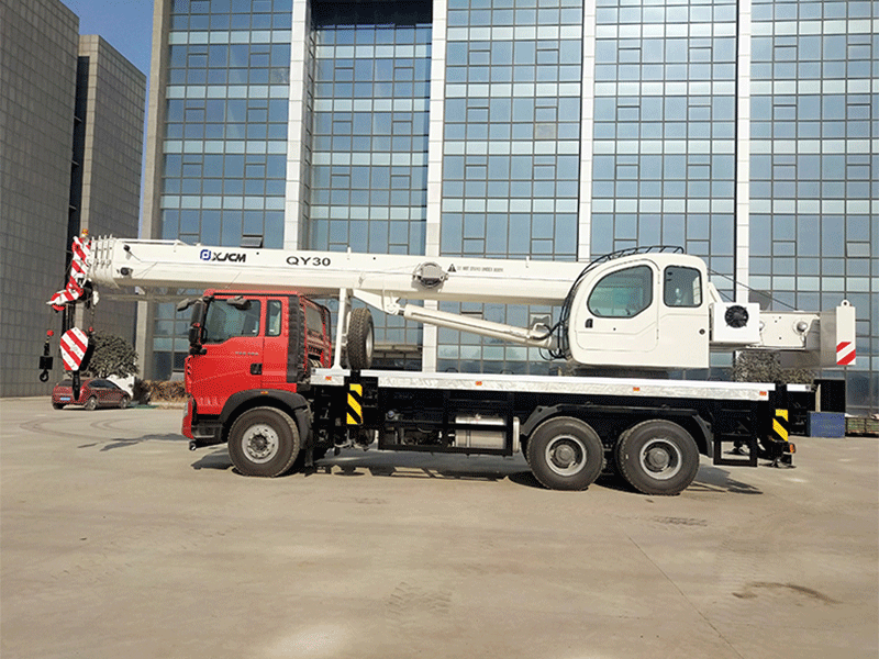 30 ton truck mounted crane-1