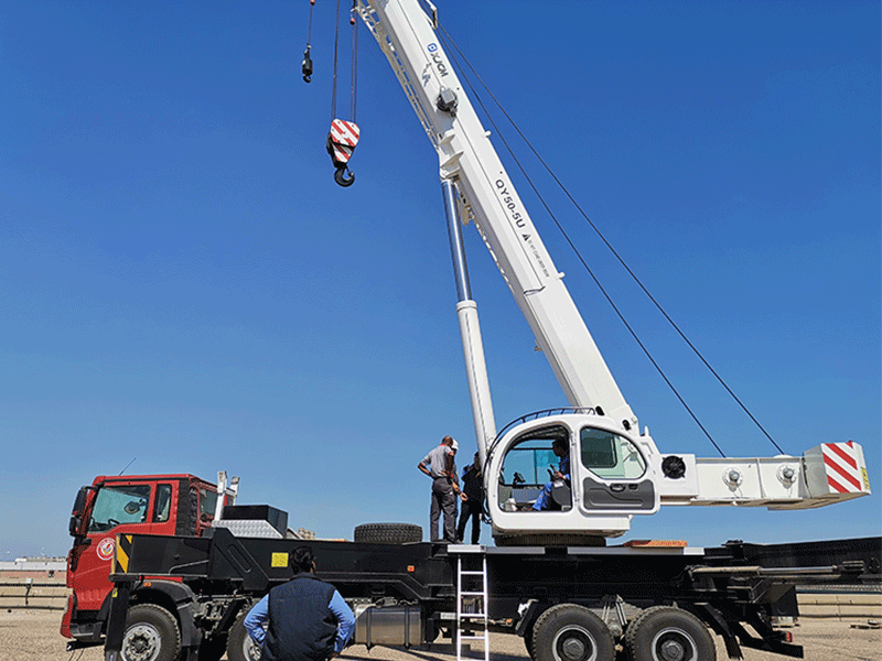 4 Section Boom 50 Ton Mobile Crane-2