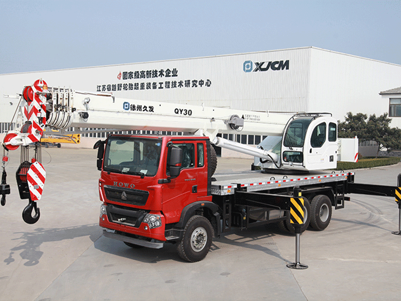 2023 Custom 30 Ton Crane: Closer Look at XJCM